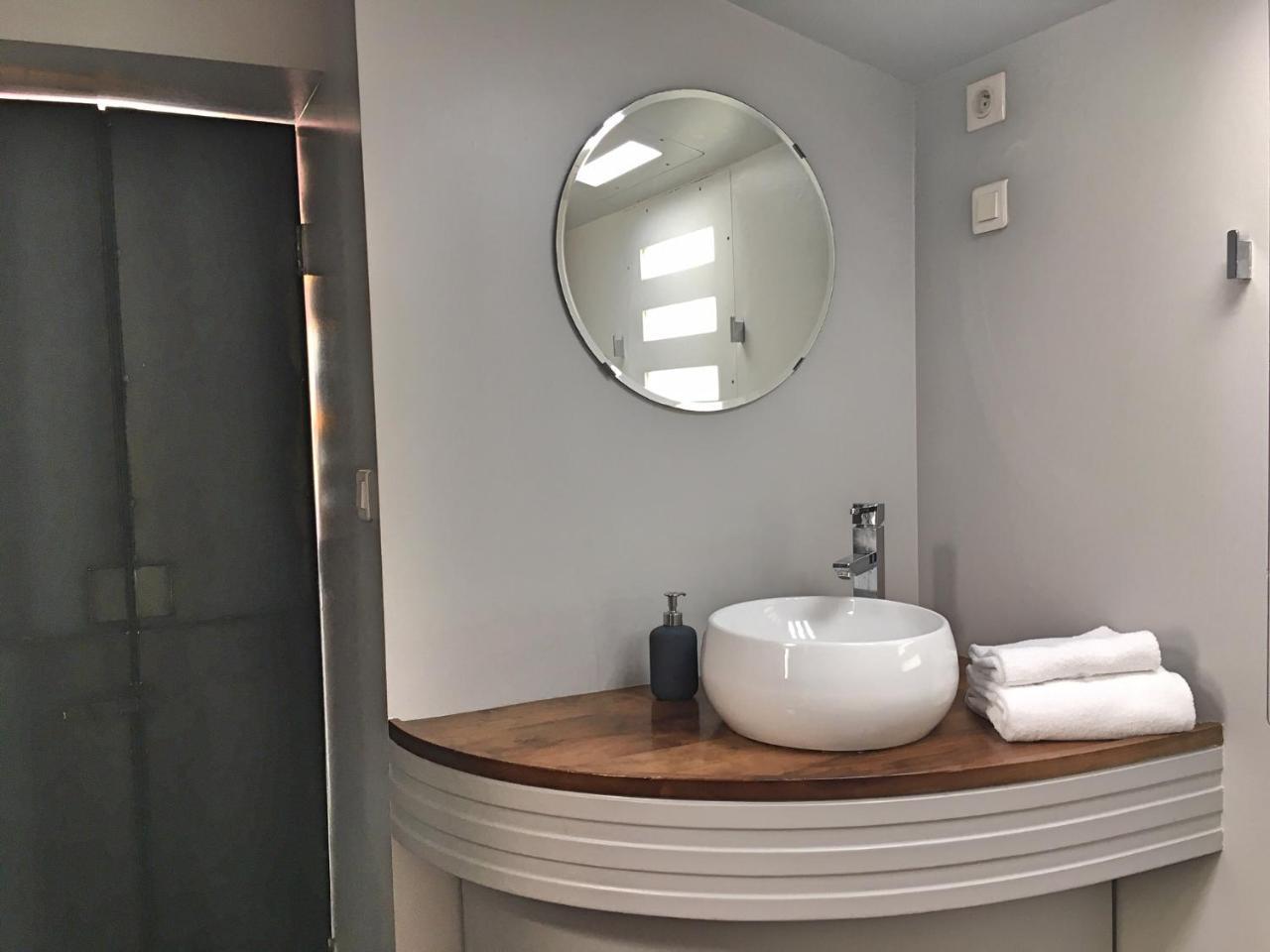 Surprenantes- Le Dô Bateau-hôtel Nantes